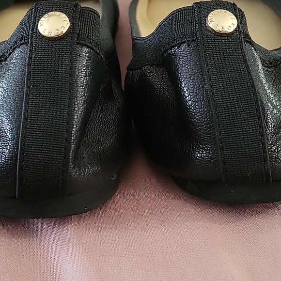 EUC MK Flats 9.5 - Picture 4 of 4